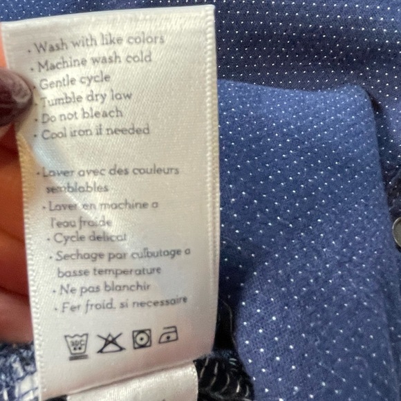 Paige Kadie Shirt In Whisper Dot Womens Sz XS Blue Denim Button Down Long Sleeve - Picture 11 of 13